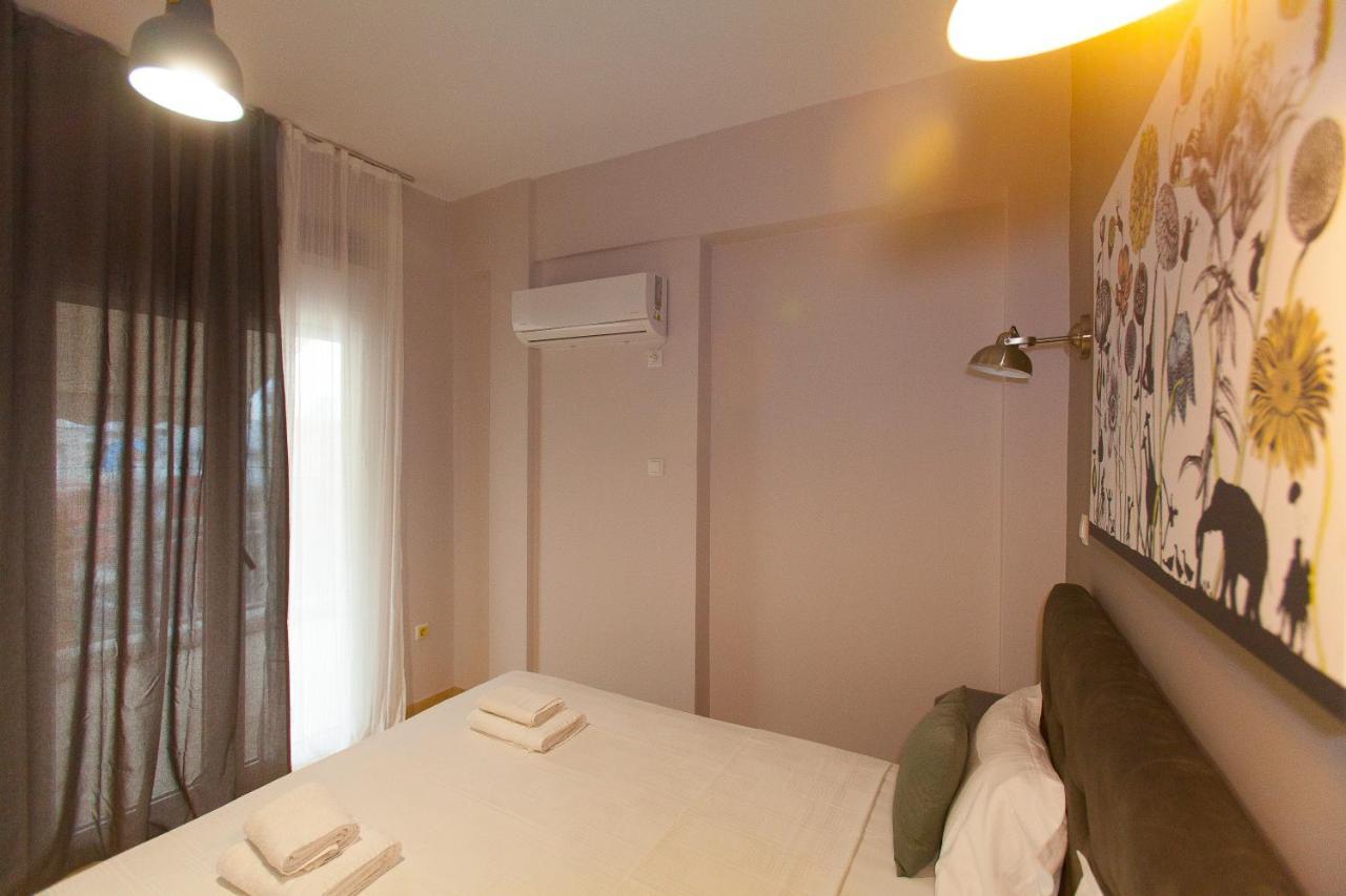 Athens City Themis 1 Luaran gambar